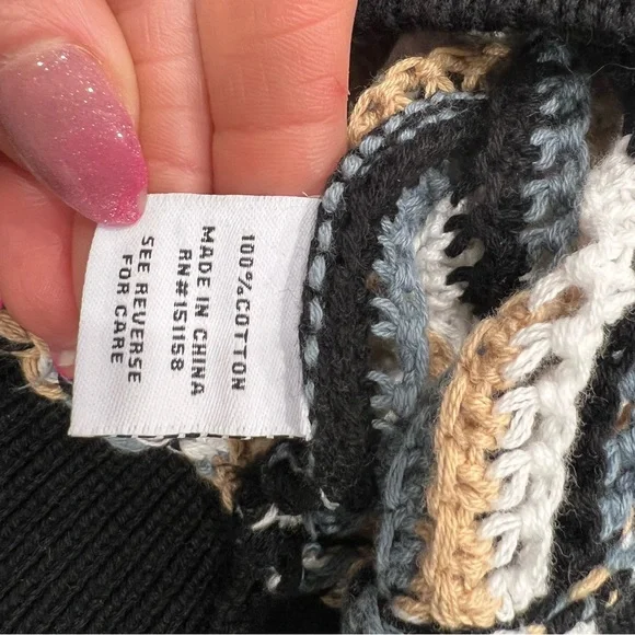 525 Crocheted Sweater Tank. Sz. L. Multi-color. From Evereve. - Picture 5 of 6